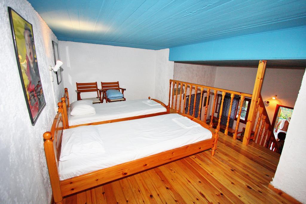 Foinikas Rooms Эратини Номер фото